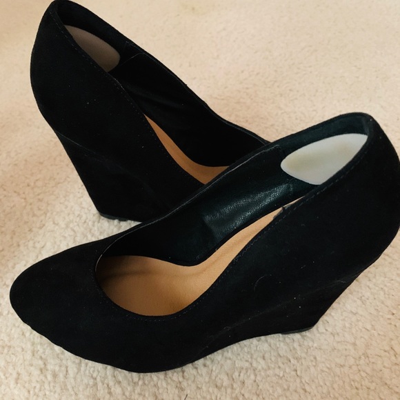 NEW Michael Antonio Anabel Wedge Shoes❤️👠🖤 - Picture 3 of 4